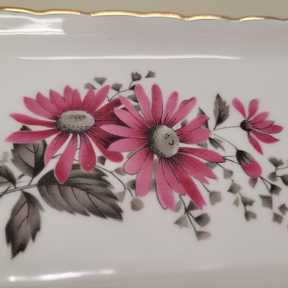Delphine Bone China - Picture 5 of 15